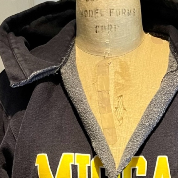Univerty of MICHIGAN Vtg |Steeve & Barrie’s | Distressed Logo Sweatshirt |Sz:L - Picture 7 of 15